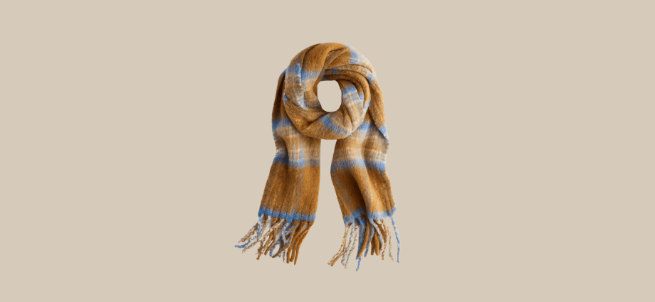 Alpaca-Blend Scarf Image
